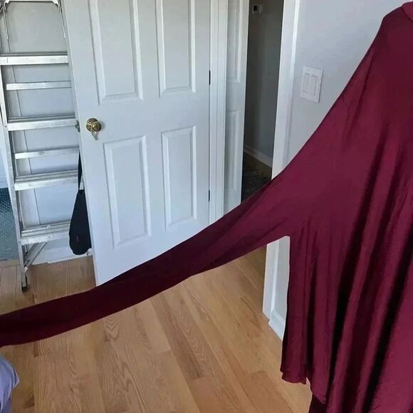 Almost Pink brand Red tunic with pockets and long sleeve - Picture 6 of 10